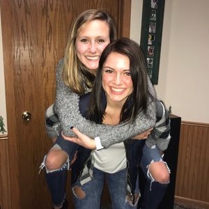 Meet your Posher, Olivia